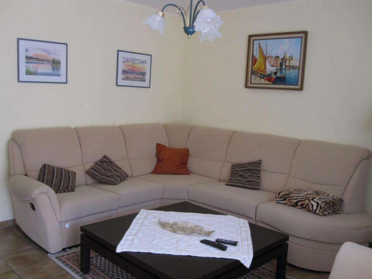 Elisabeth Decker Apartment